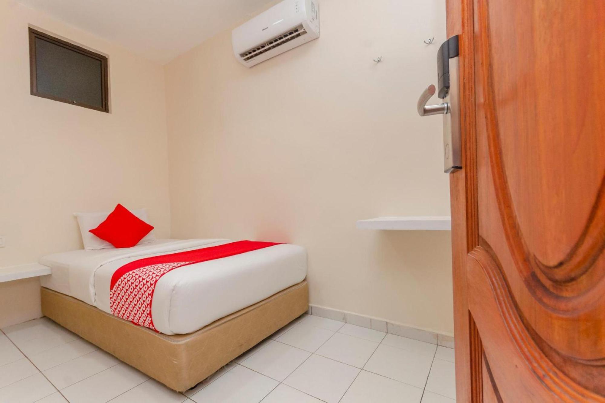 Skudai Hotel Esterno foto