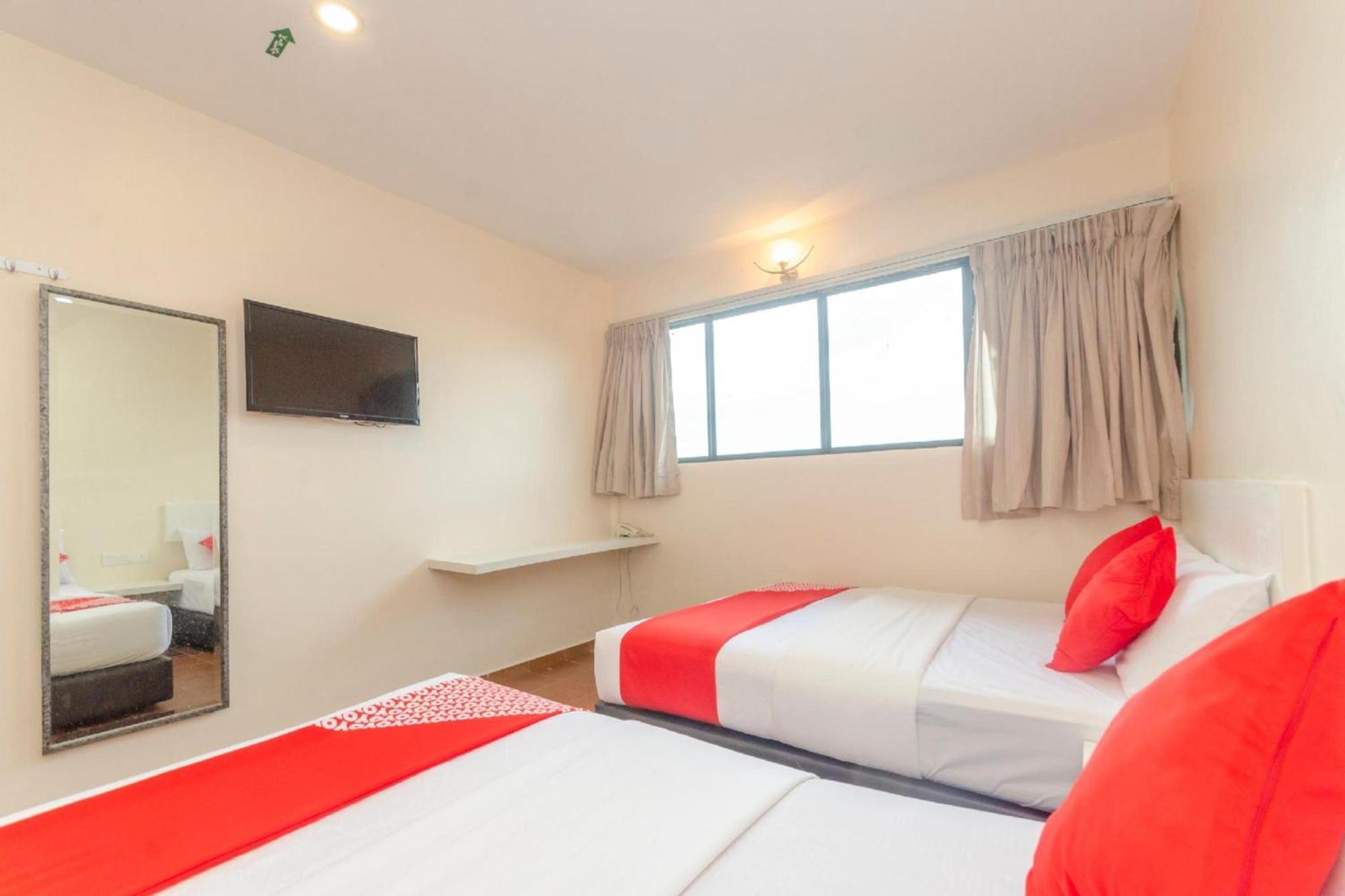 Skudai Hotel Esterno foto