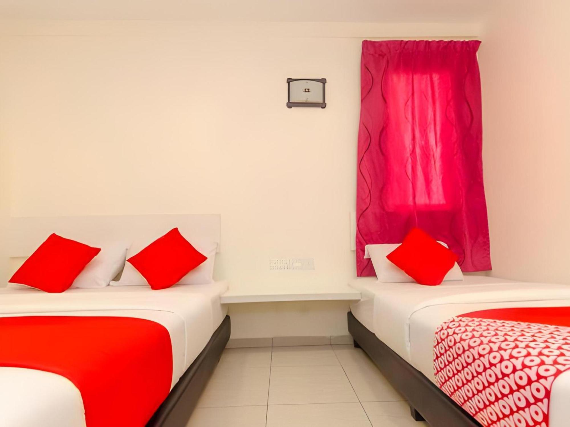 Skudai Hotel Esterno foto
