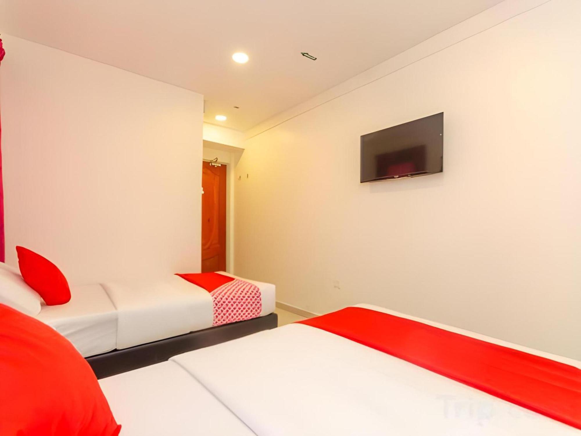 Skudai Hotel Esterno foto