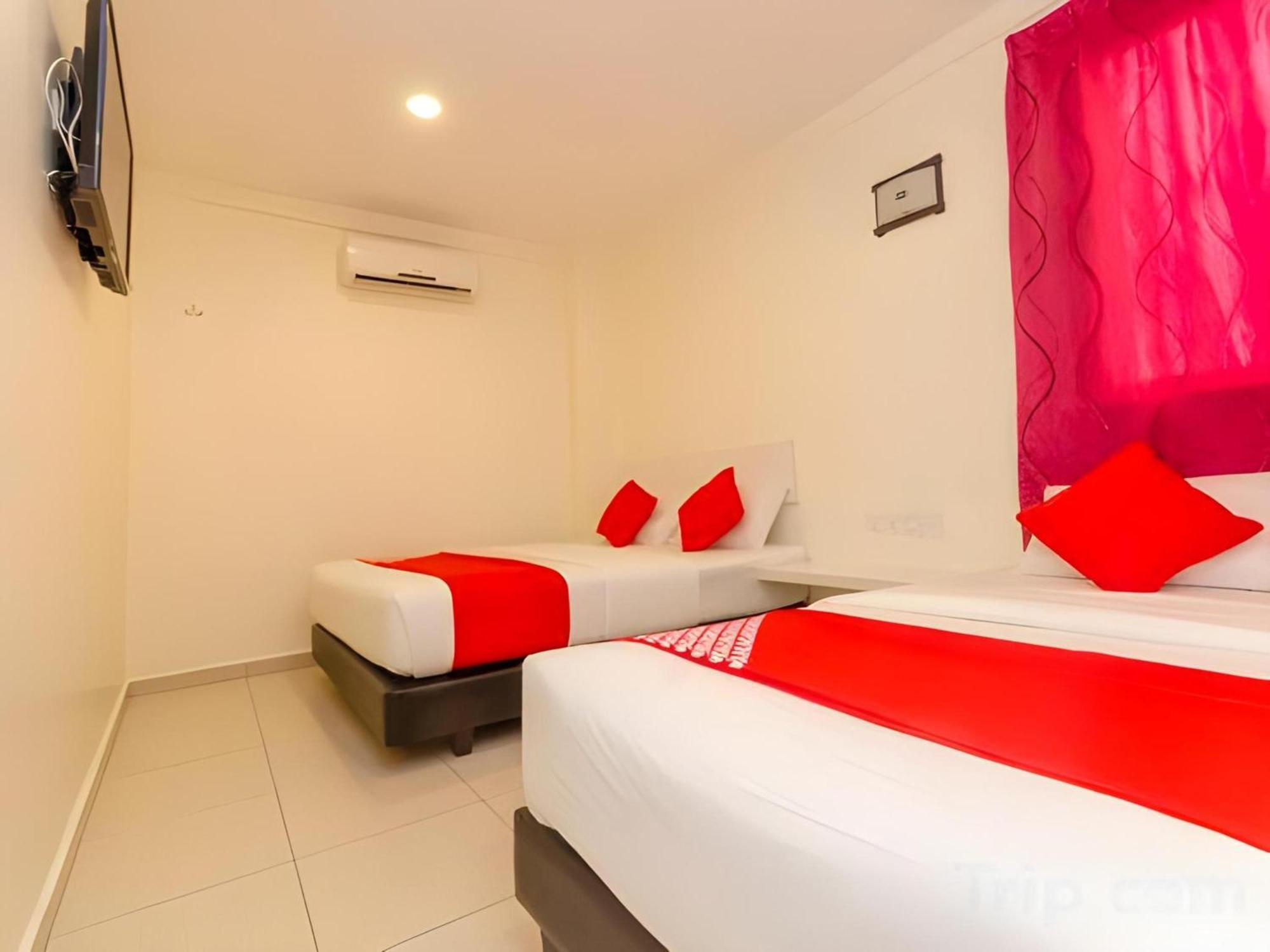 Skudai Hotel Esterno foto