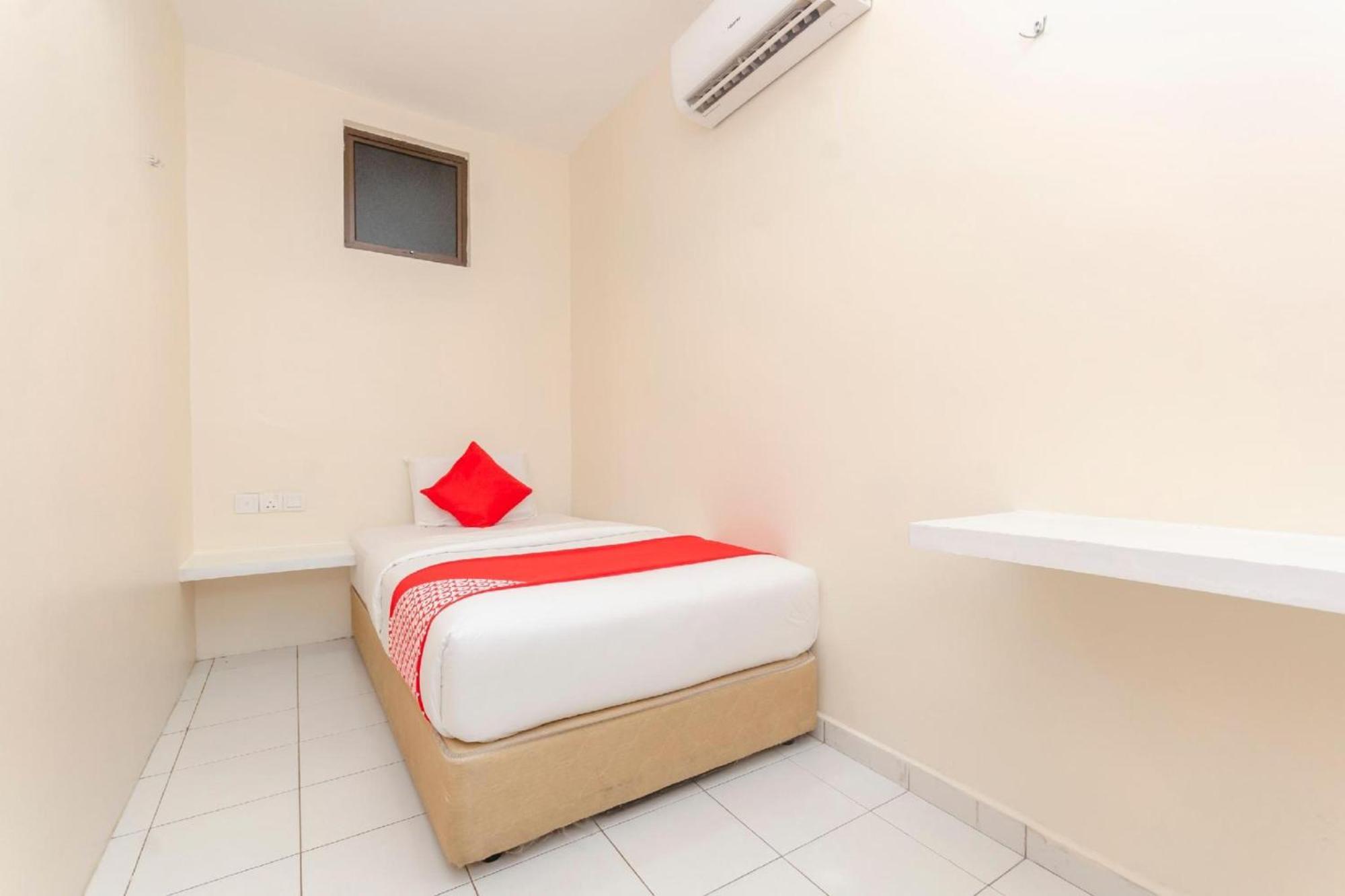 Skudai Hotel Esterno foto
