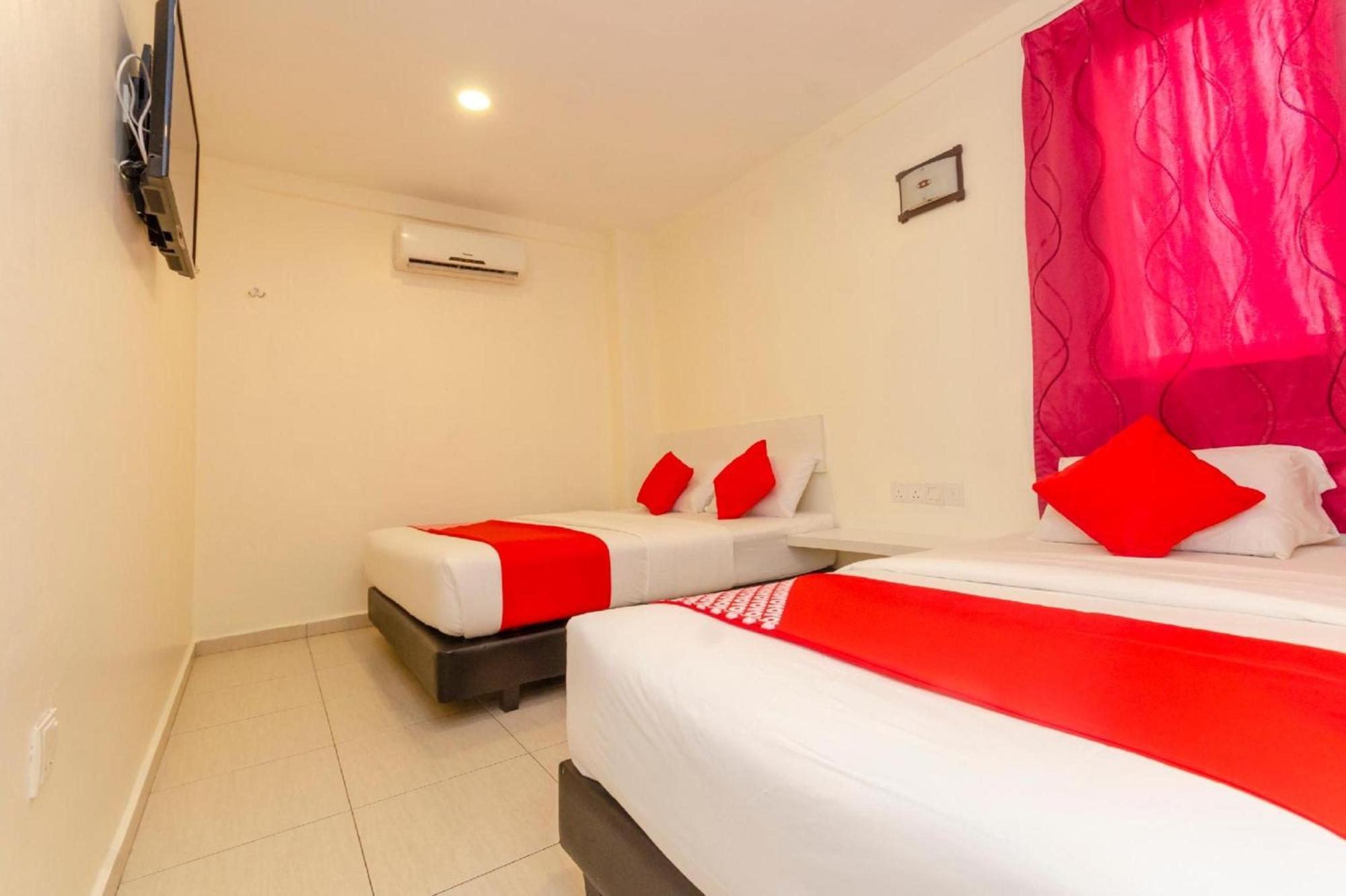 Skudai Hotel Esterno foto